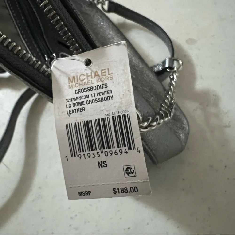 Michael Kors LT Pewter LG Dome Crossbody Leather Bag - Picture 9 of 14